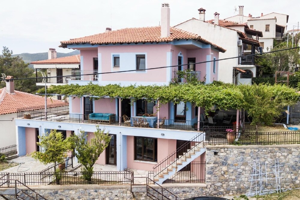Photo of Outdoor in Pirgadikia