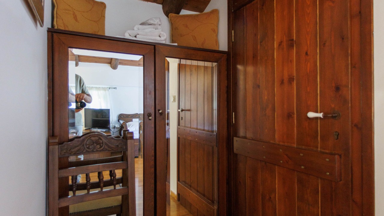 Photo of Bedroom in Omales
