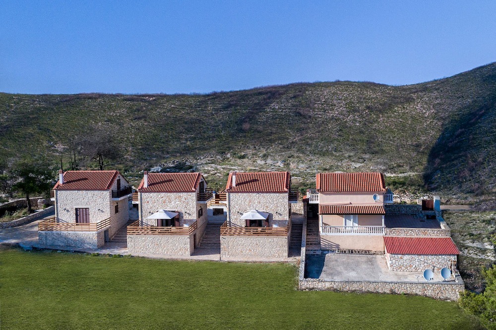 Photo of Outdoor in Anafonitria