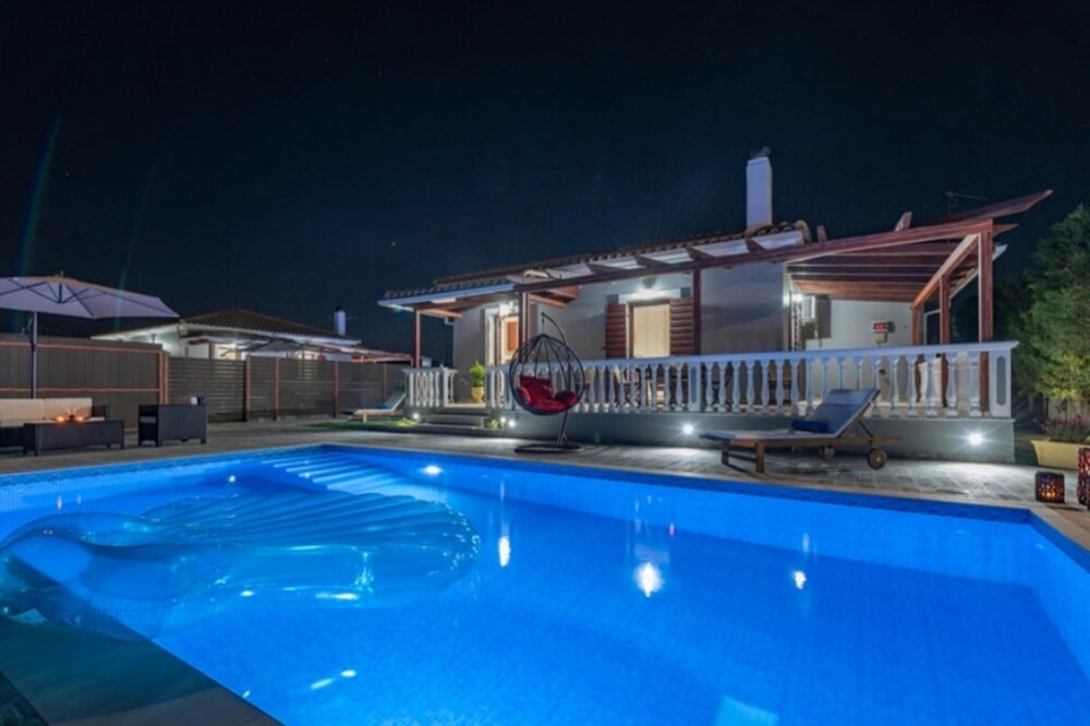 Photo of Outdoor in Neromilos