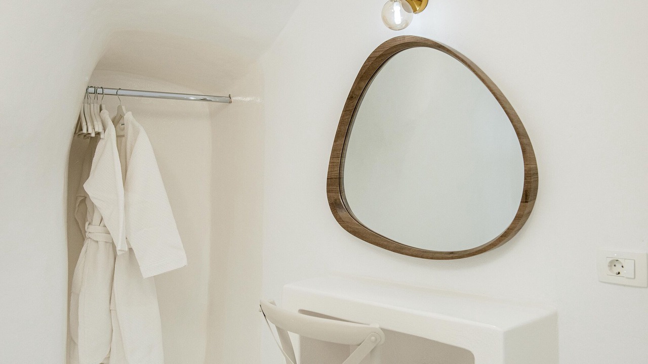 Photo of Bedroom in Oia