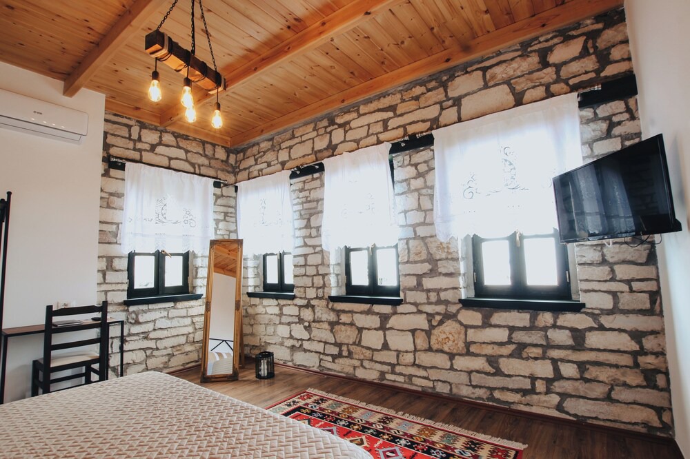 Photo of Bedroom in Lazarat