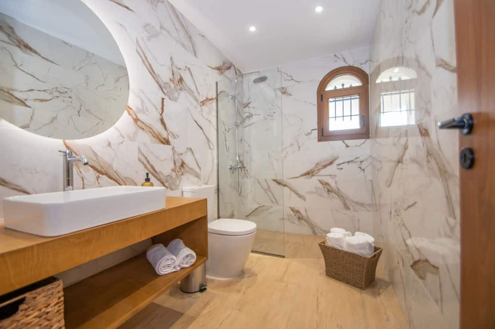 Photo of Bathroom in Ayios Kirikos