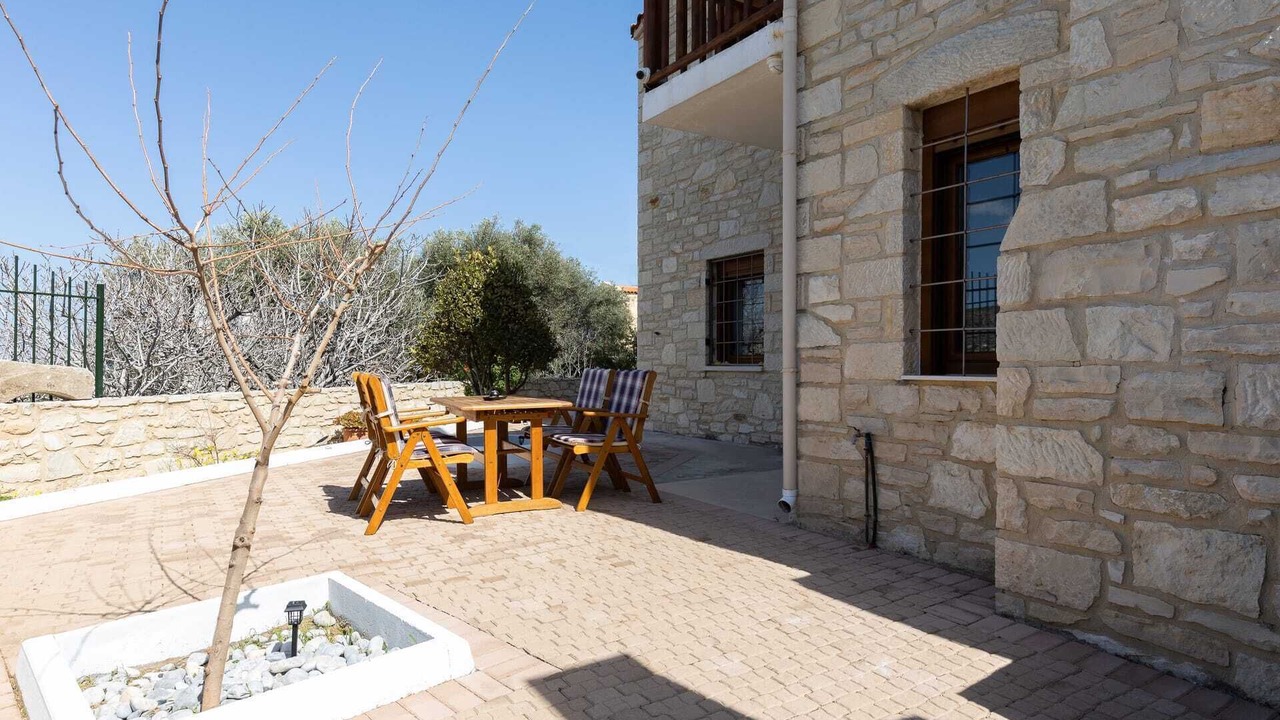 Photo of Outdoor in Gournai