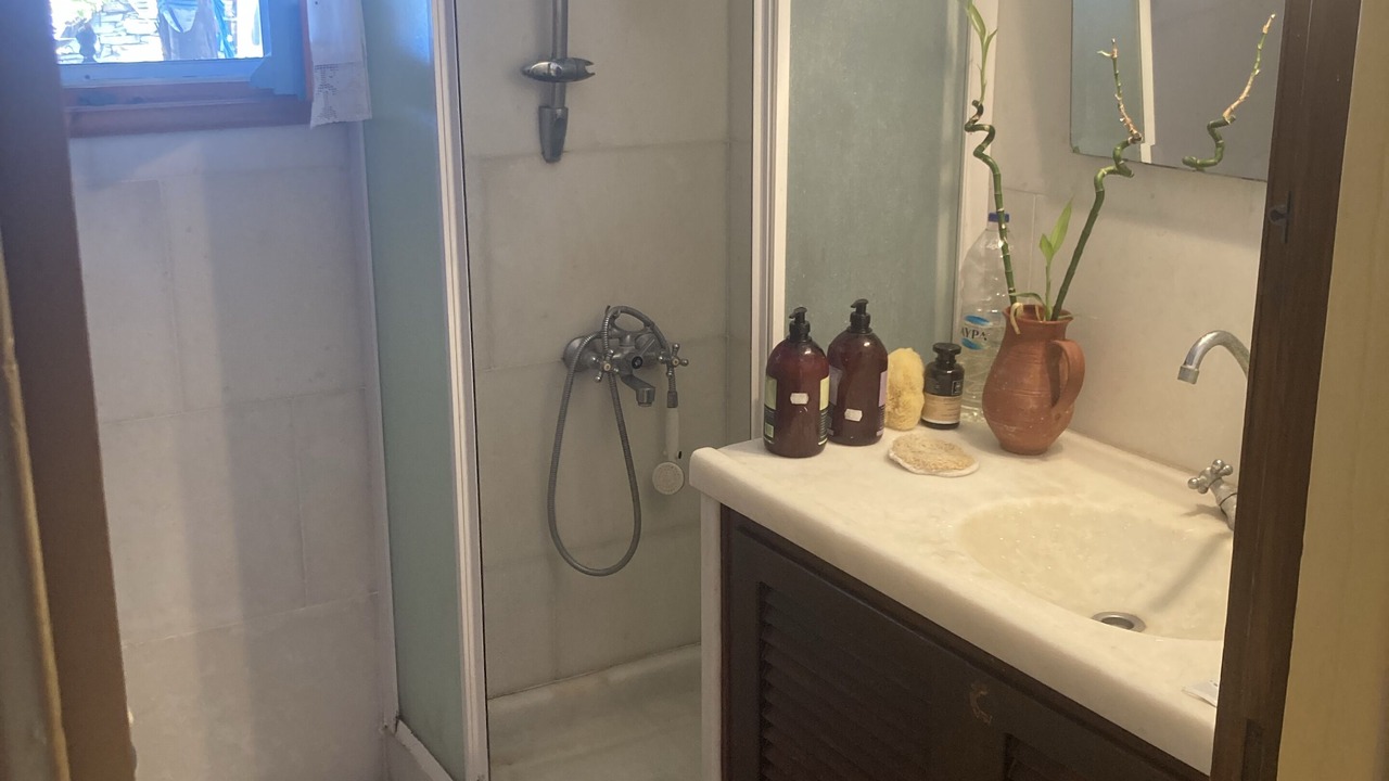 Photo of Bathroom in Naxos