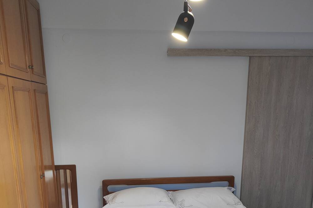 Photo of Bedroom in Neoi Epivates