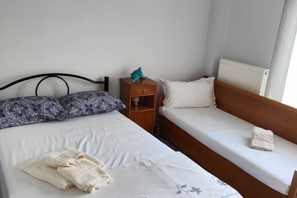 Photo of Bedroom in Neoi Epivates