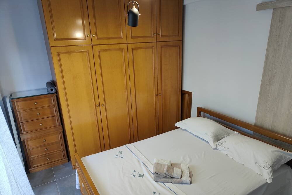 Photo of Bedroom in Neoi Epivates