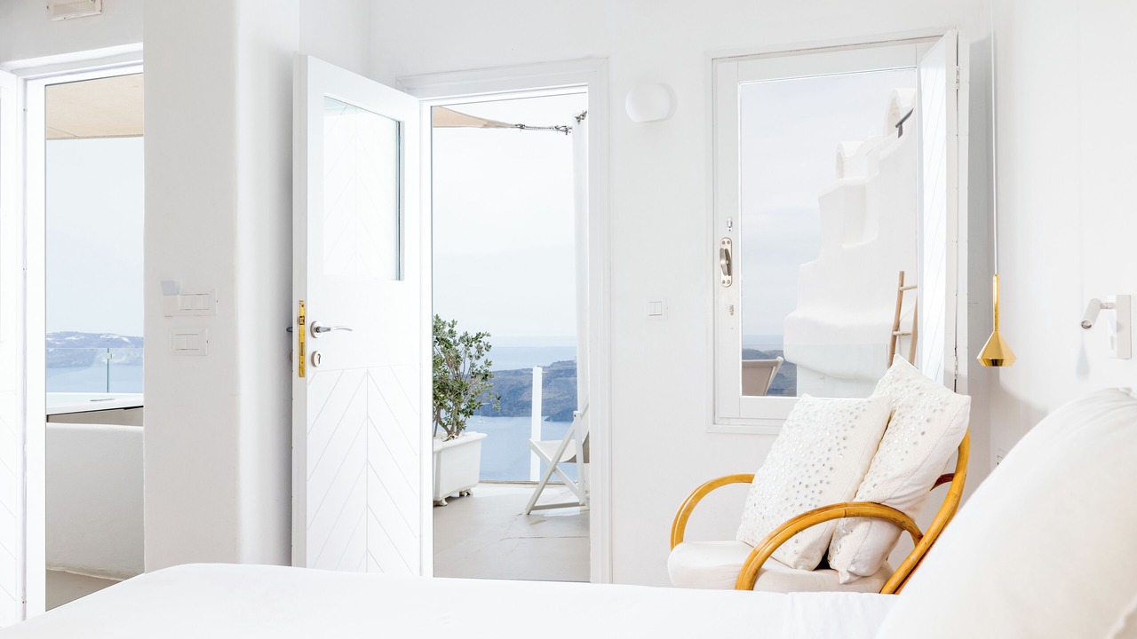 Photo of Bedroom in Fira