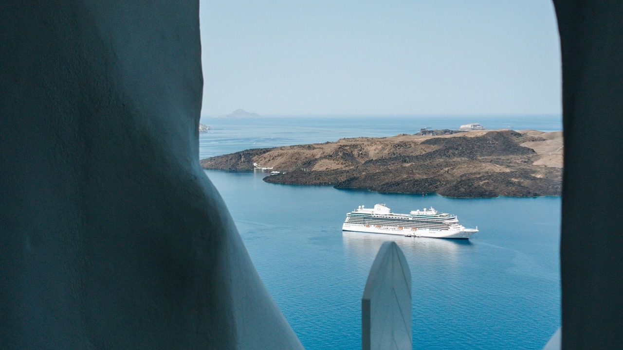 Photo of Bedroom in Fira