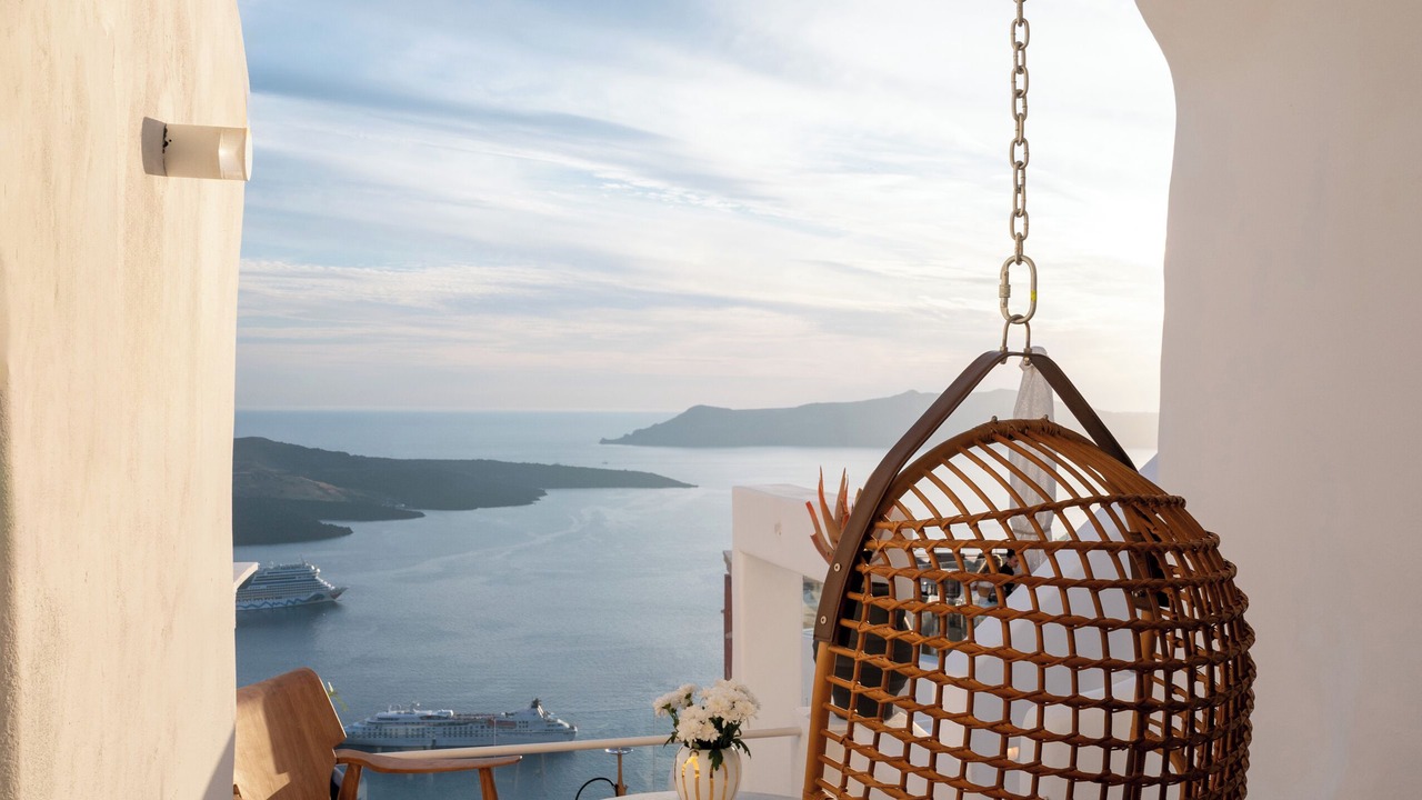 Photo of Others in Fira