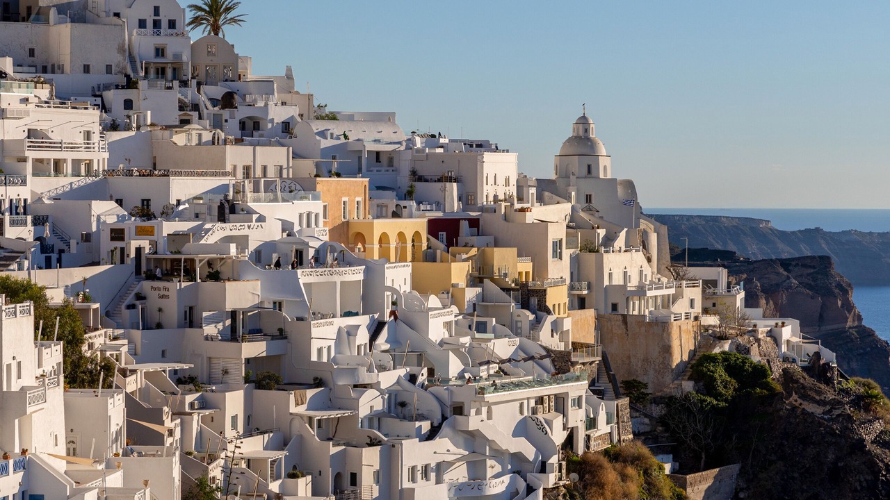 Photo of Others in Fira