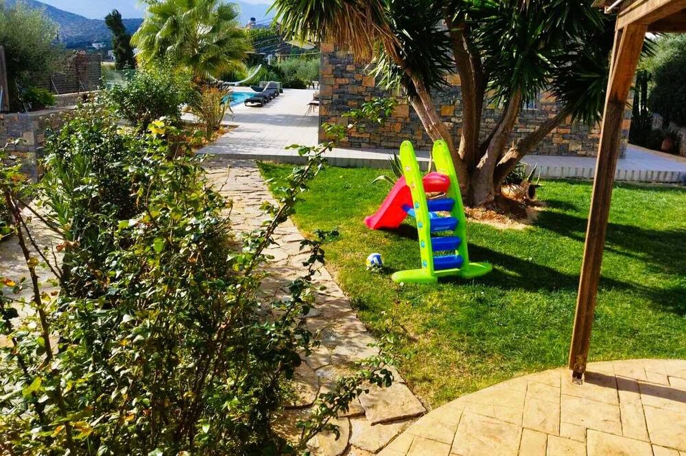 Photo of Outdoor in Agios Nikolaos Town
