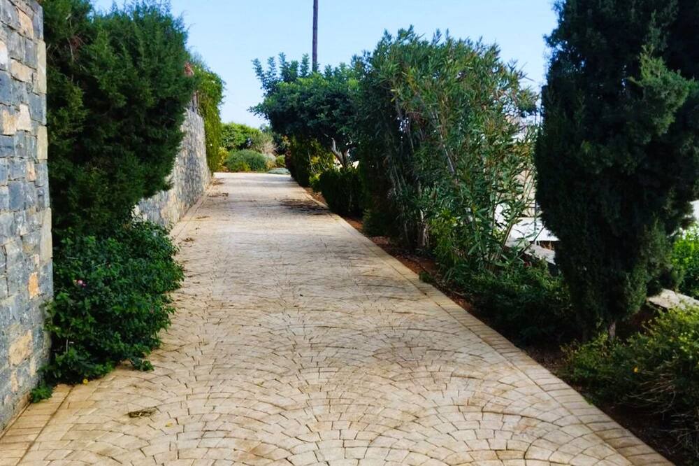 Photo of Outdoor in Agios Nikolaos Town