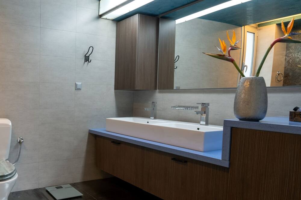 Photo of Bathroom in Agios Nikolaos Town