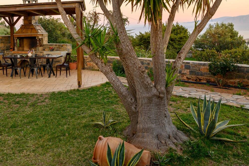 Photo of Outdoor in Agios Nikolaos Town