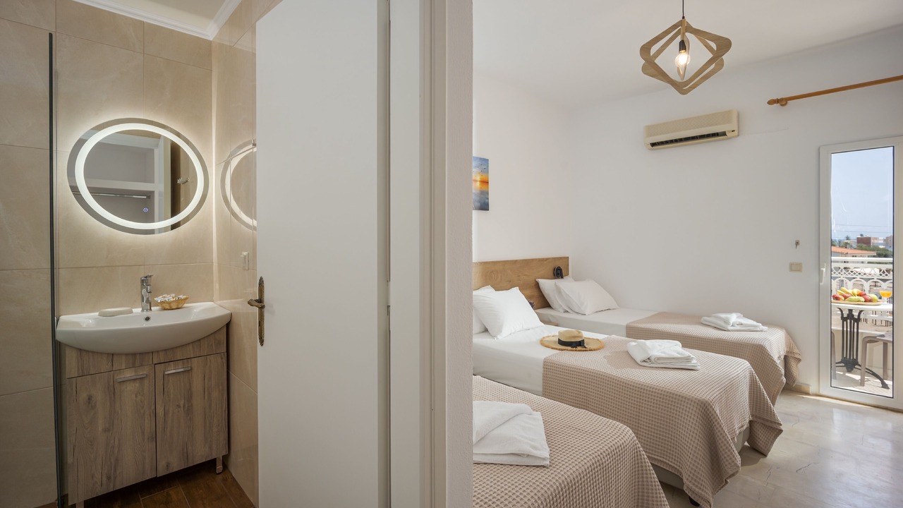 Photo of Bedroom in Malia