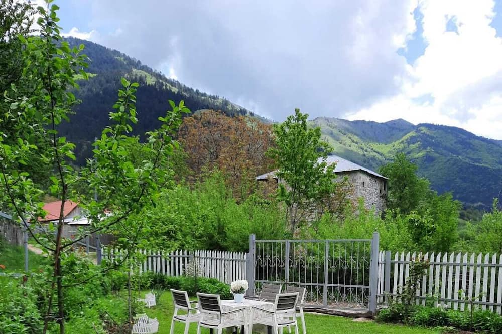 Photo of Outdoor in Diber