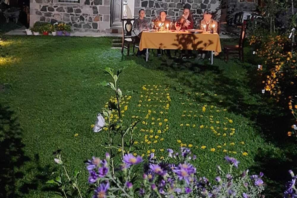 Photo of Outdoor in Diber