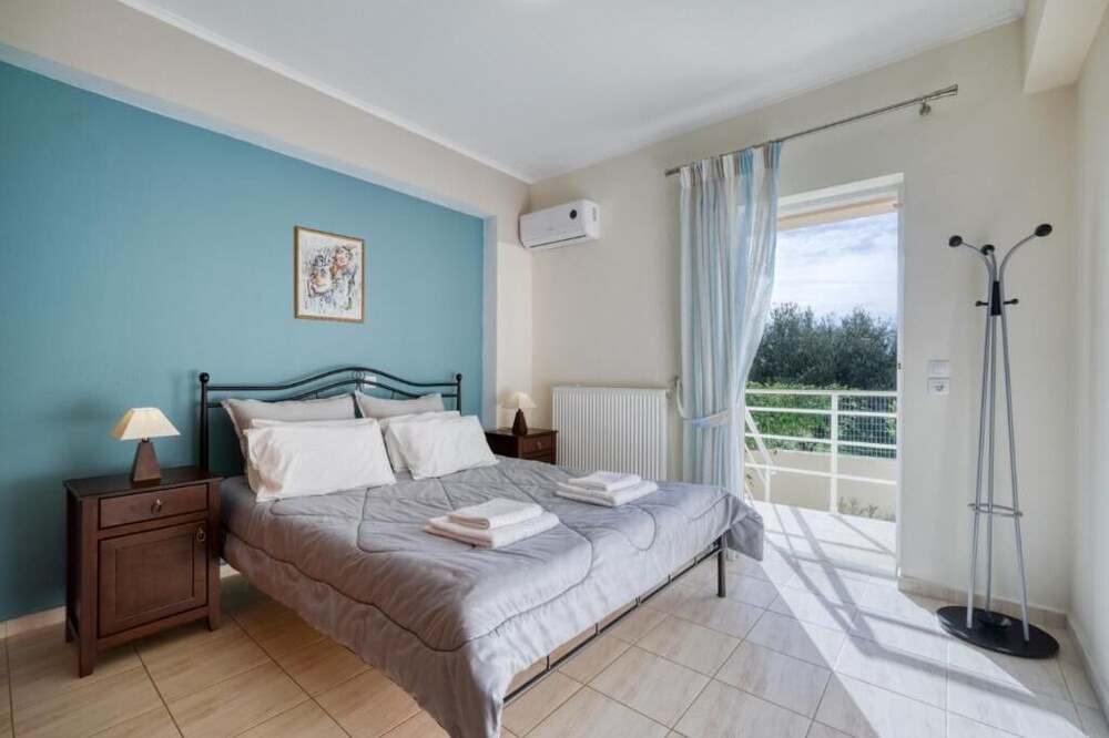 Photo of Bedroom in Stavromenos