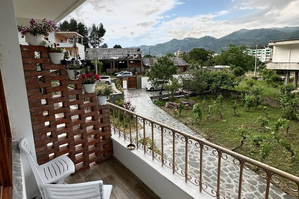 Photo of Patio Balcony in Permet