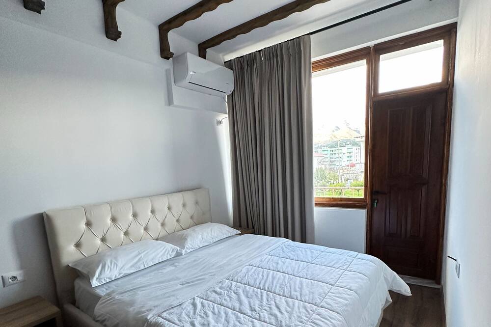 Photo of Bedroom in Permet