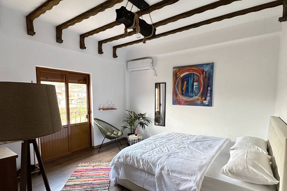 Photo of Bedroom in Permet
