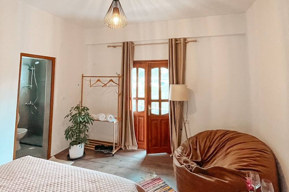 Photo of Bedroom in Permet