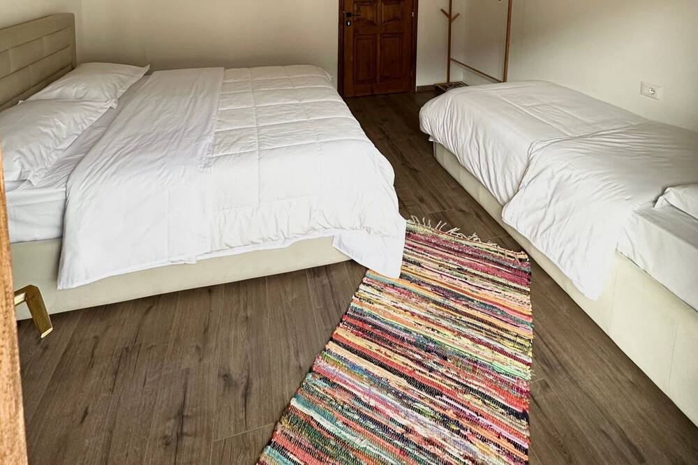 Photo of Bedroom in Permet