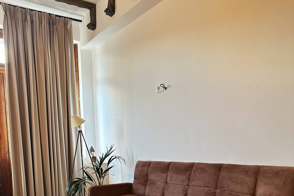 Photo of Livingroom in Permet
