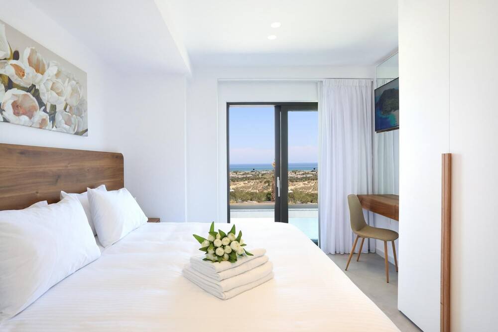 Photo of Bedroom in Gournai