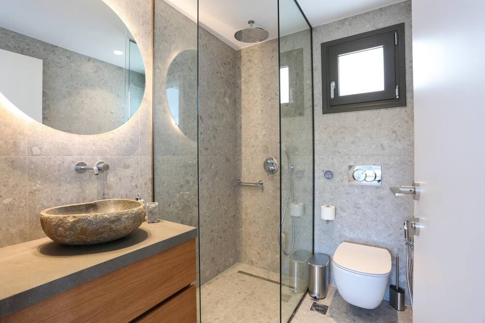 Photo of Bathroom in Gournai