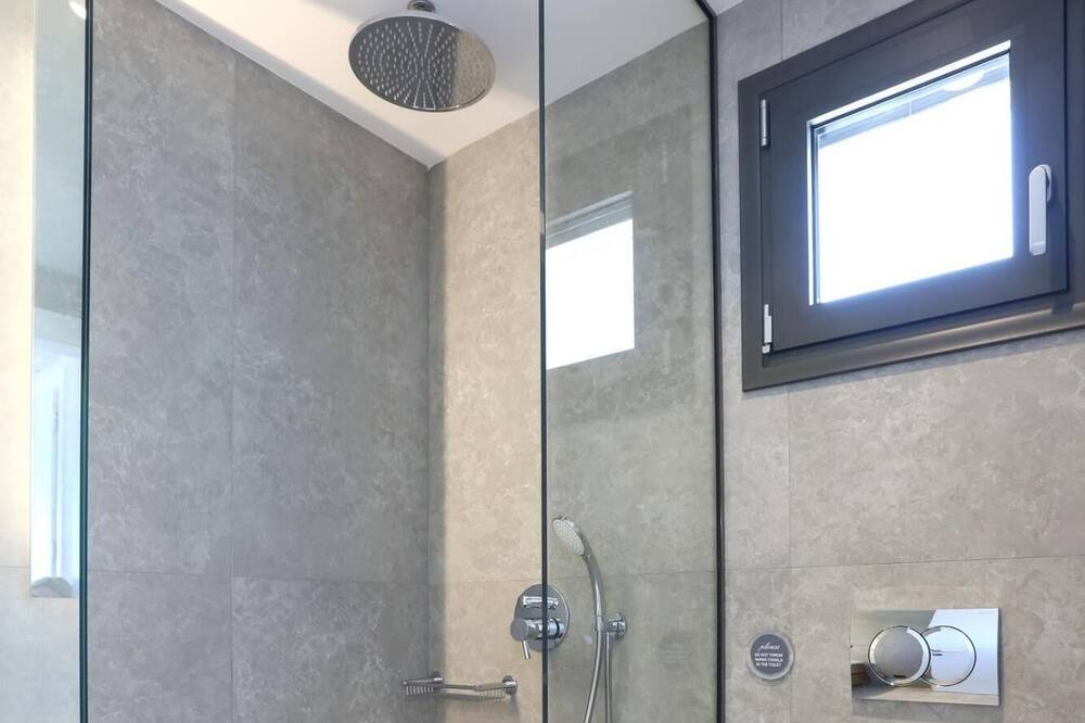 Photo of Bathroom in Gournai