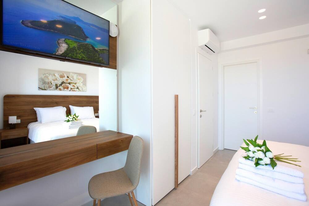 Photo of Bedroom in Gournai