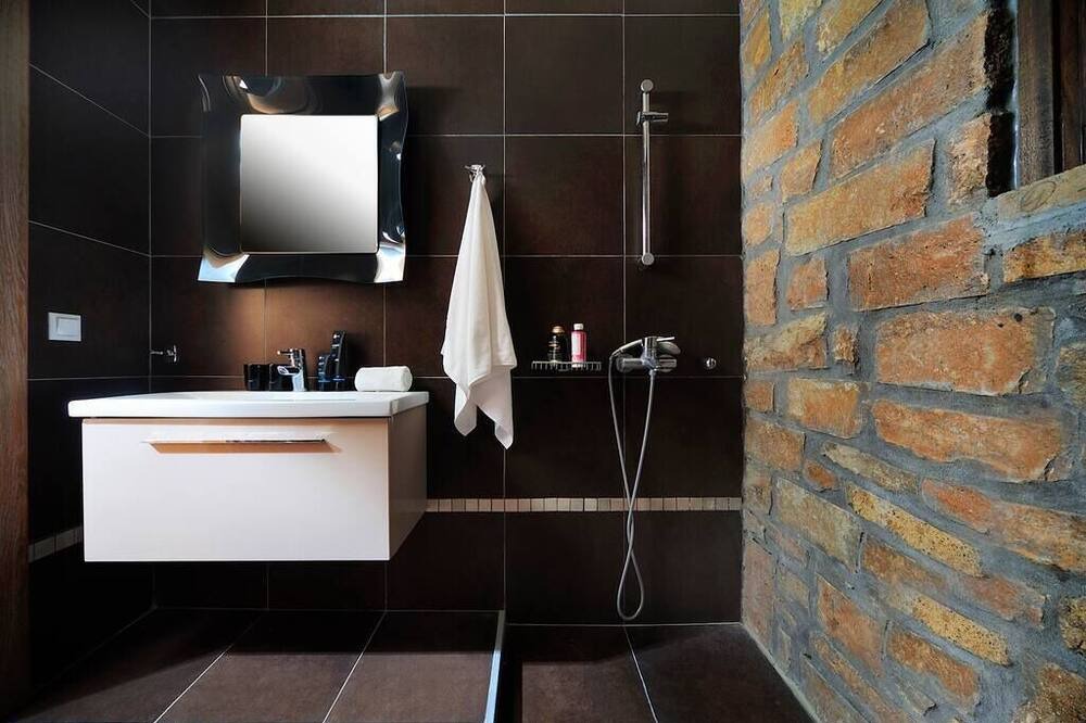Photo of Bathroom in Ormilia