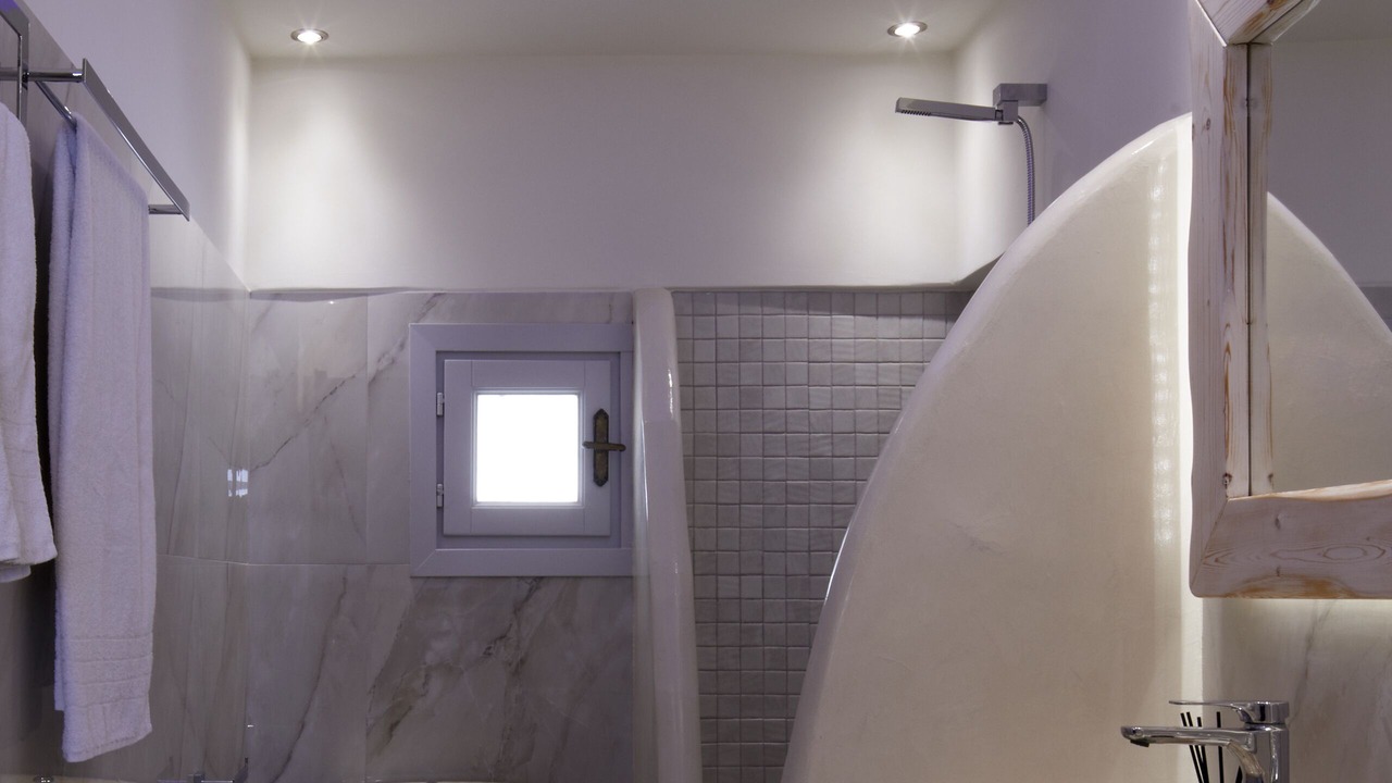 Photo of Bathroom in Perissa