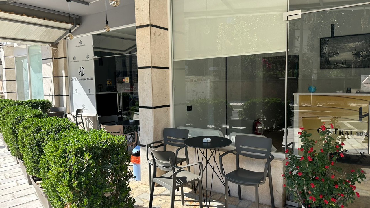 Photo of Outdoor in Qender