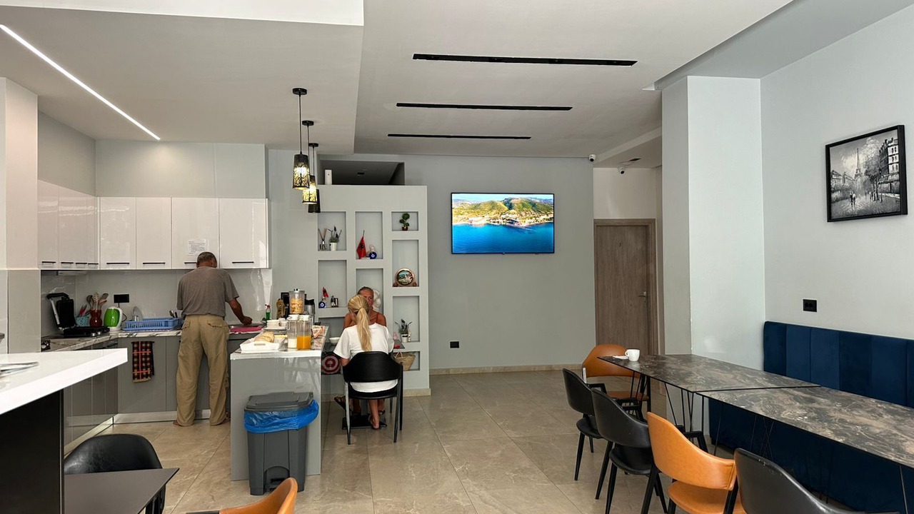 Photo of Outdoor in Qender