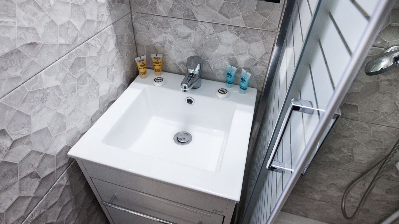 Photo of Bathroom in Galatsi