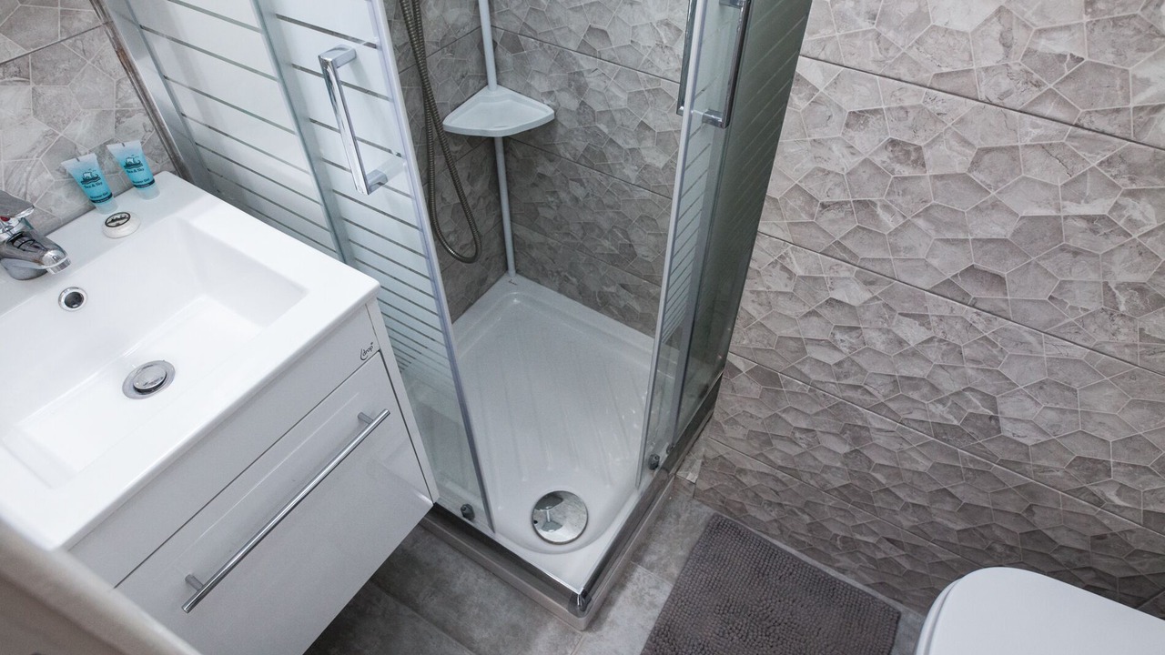 Photo of Bathroom in Galatsi