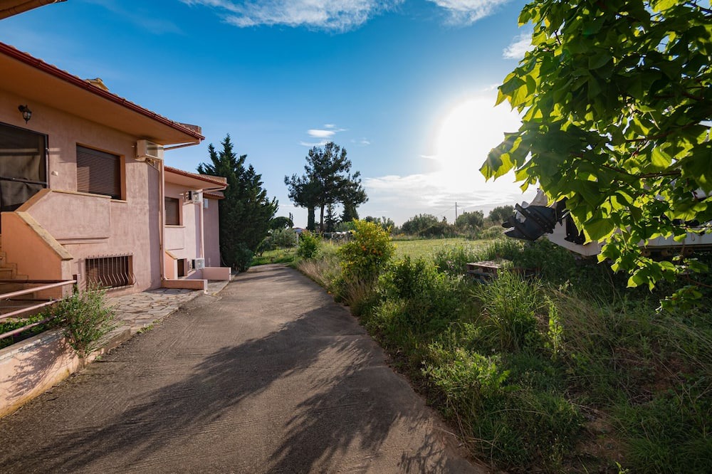 Photo of Outdoor in Kalyves Polygyrou