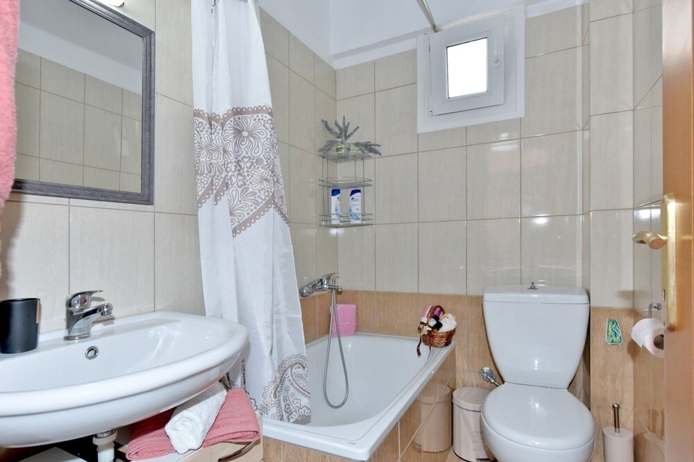 Photo of Bathroom in Polygyros