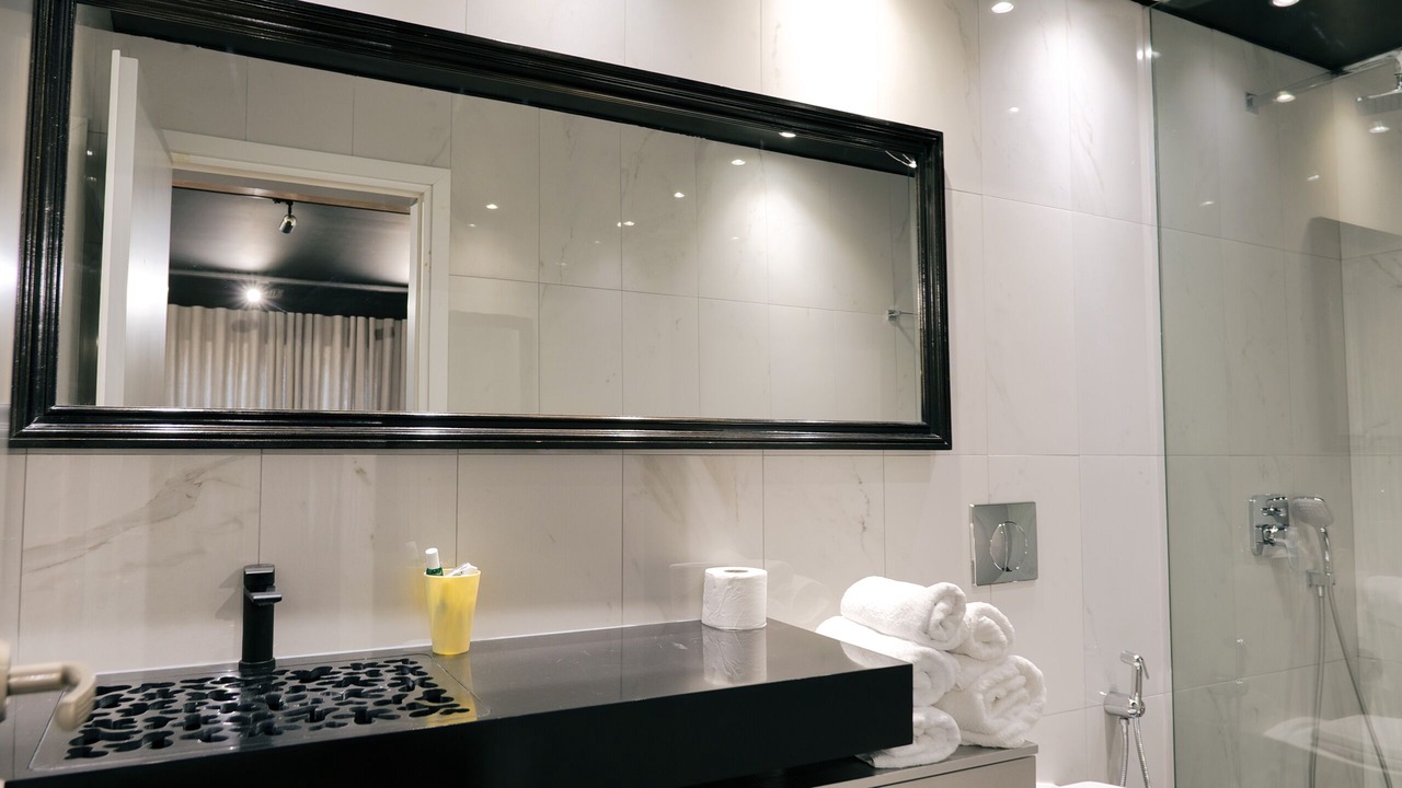 Photo of Bathroom in Qender