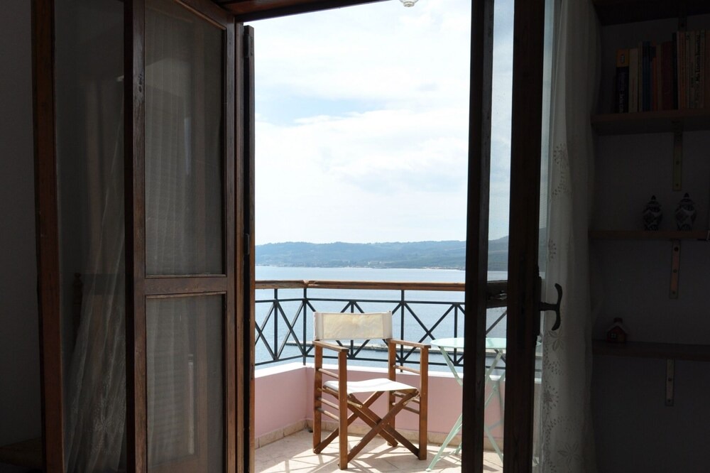 Photo of Bedroom in Pirgadikia