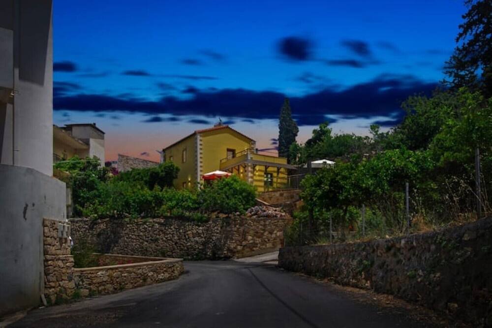Photo of Outdoor in Maroulas