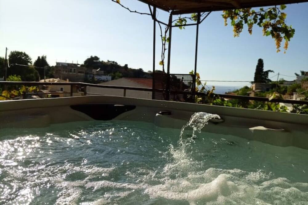Photo of Outdoor in Maroulas