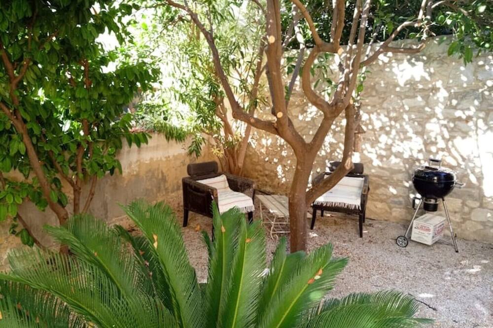 Photo of Outdoor in Maroulas