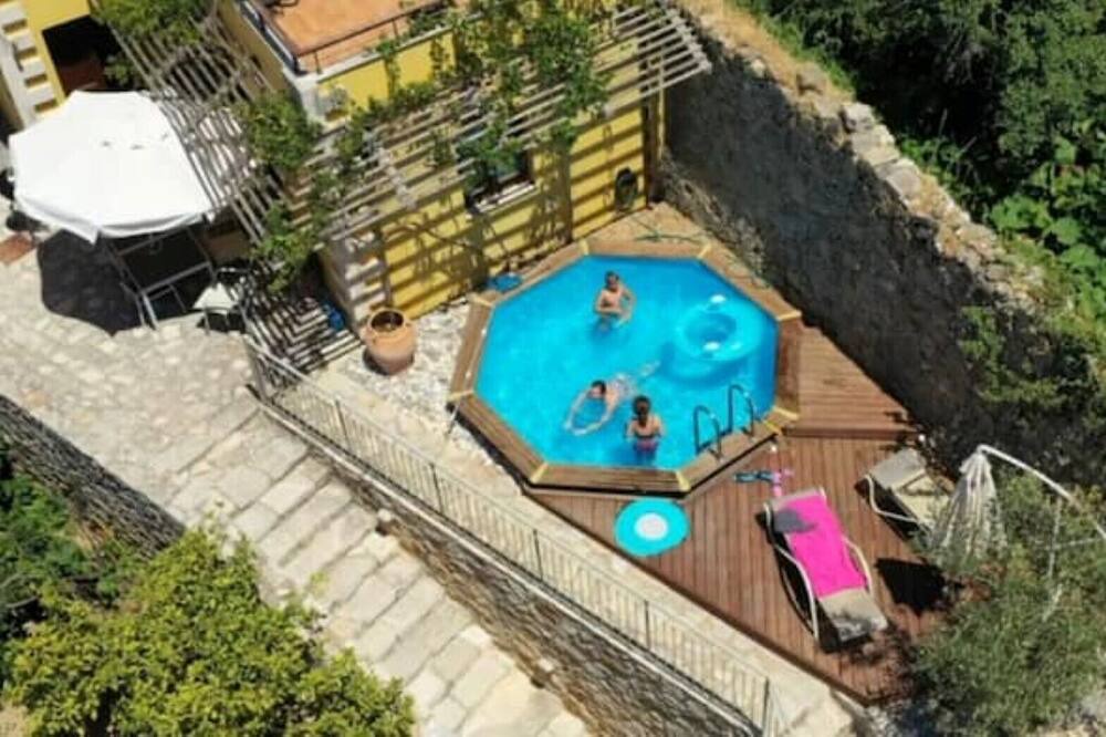 Photo of Outdoor in Maroulas