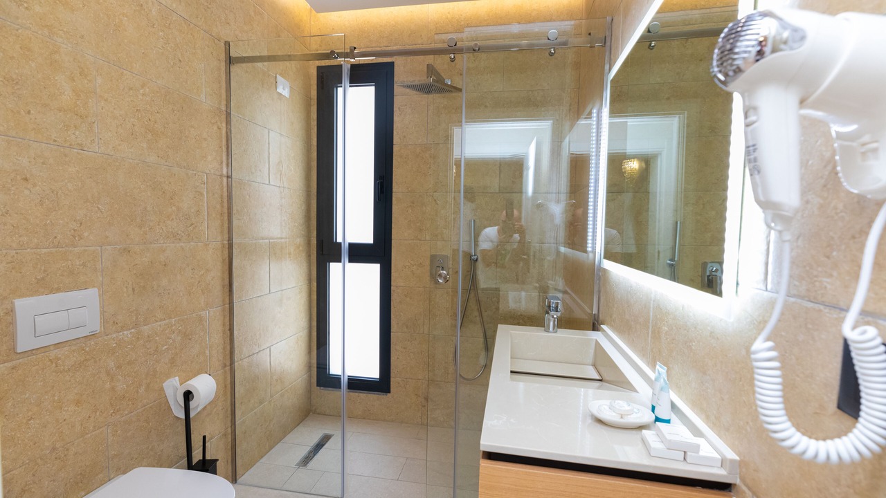 Photo of Bathroom in Orikum