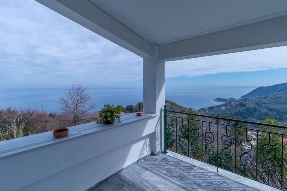 Photo of Outdoor in Agios Dimitrios